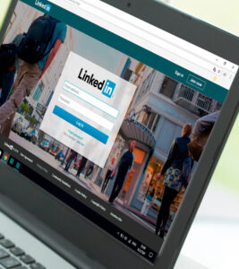 Vergroot uw zichtbaarheid op LinkedIn met Artificiële Intelligentie